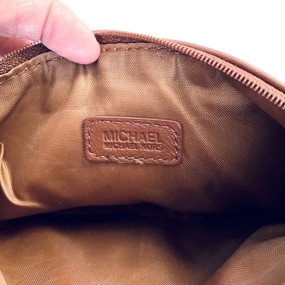 Michael Michael Kors Astor Wristlet w/Studs - Picture 8 of 8